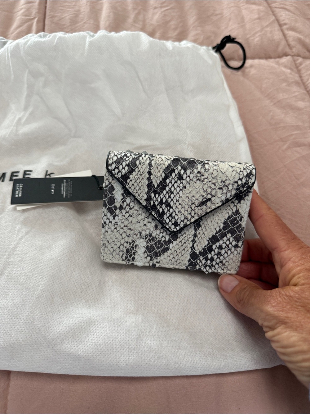 Aimee Kestenberg Silver and Black Snakeskin Card Wallet - Picture 6 of 13